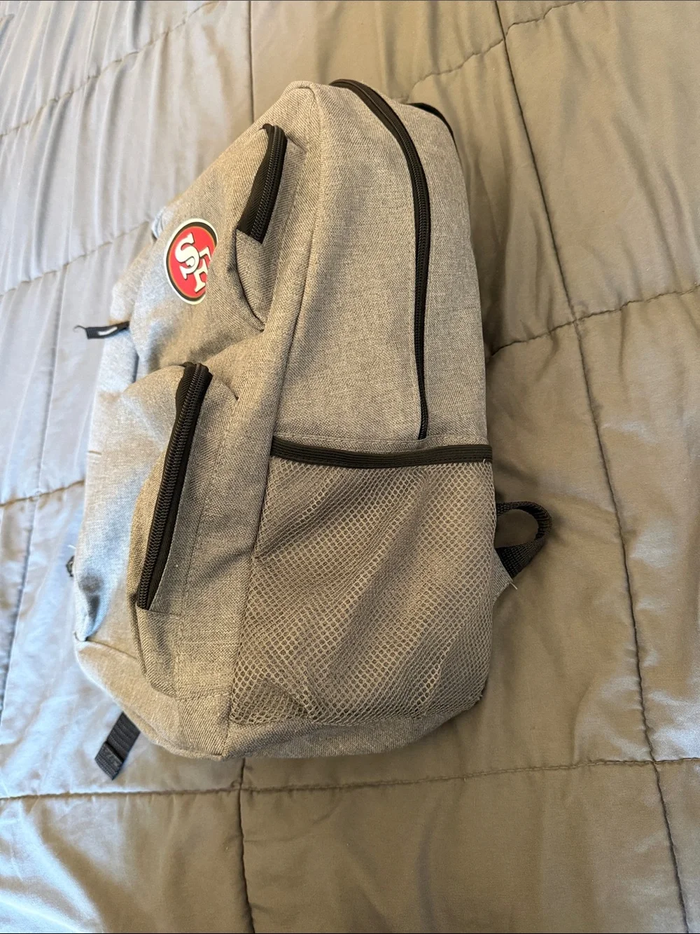 San Francisco 49ers Gray Backpack - Team Logo Sling Bag